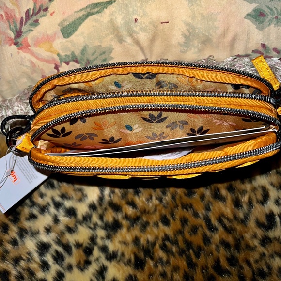 Lug Coupe Crossbody Bag NWT'S Amber Yellow - Picture 9 of 11